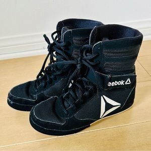 Reebok Black Boxing Shoes, Discontinued, Size 5.5